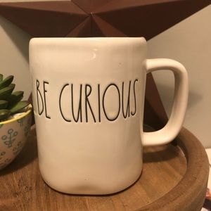 Rae Dunn BE CURIOUS mug NEW